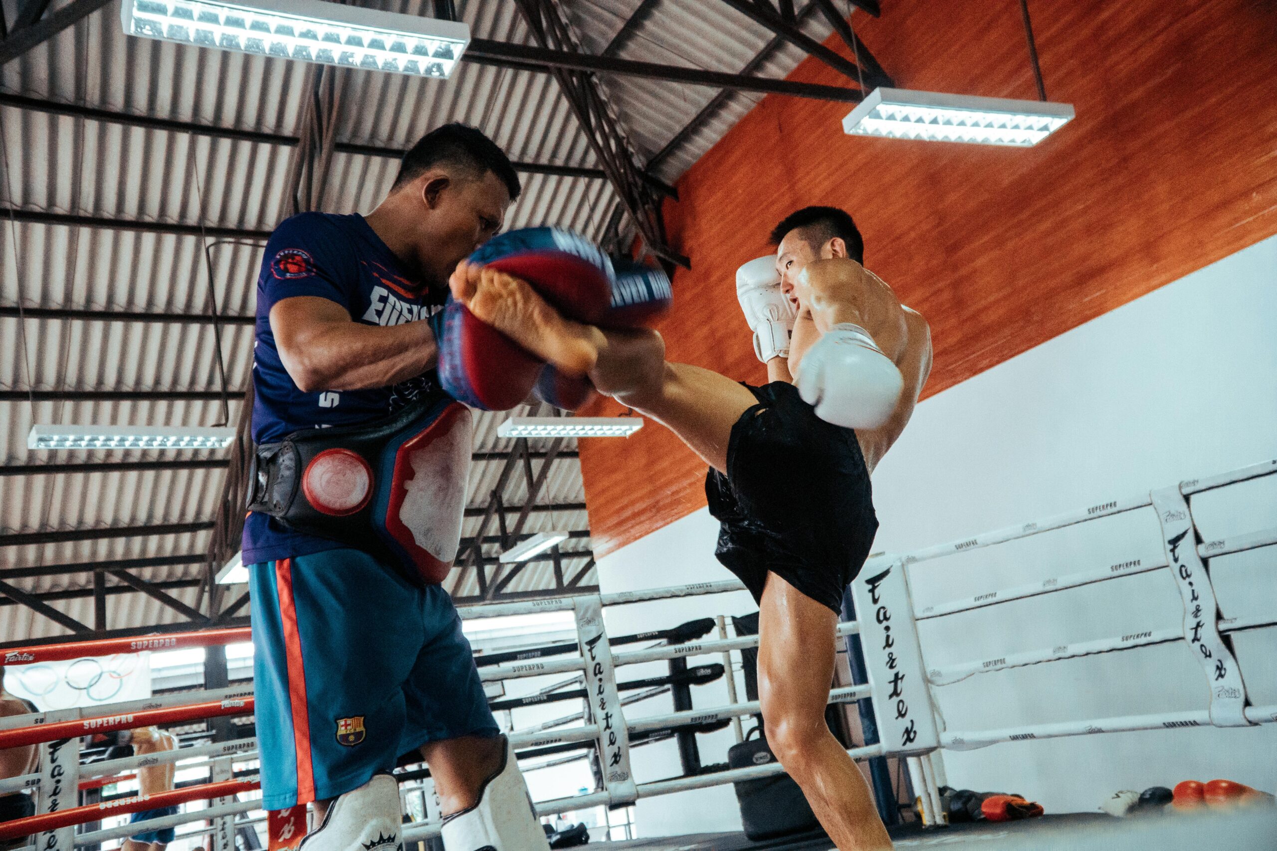 Muay Thai and Kickboxing Fitness Benefits for Strength and Stamina