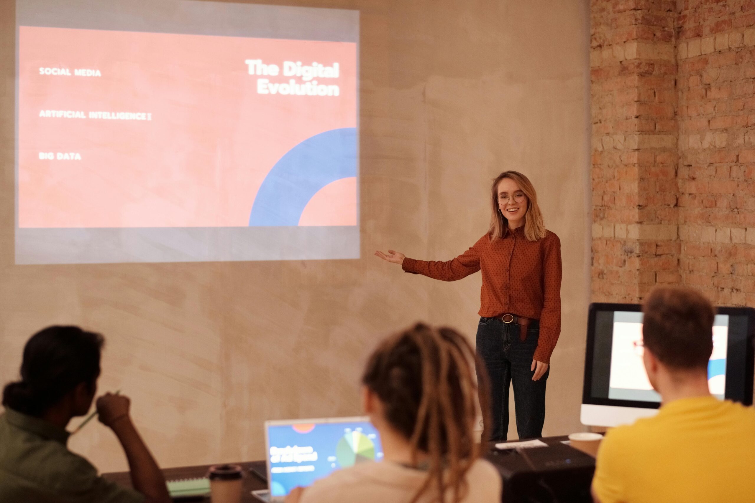 Harnessing Data and AI in Training Technology for Smarter Learning
